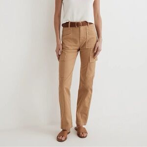 Madewell The‎ Garment Dyed ‘90s Straight Cargo Pants in Sand Dune Size 25